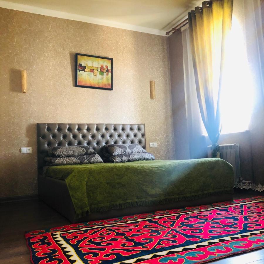 Sweet Home Hostel Бишкек Екстериор снимка